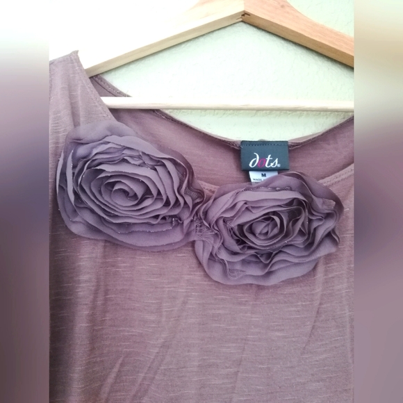 Dots Short Sleeve Top - Picture 3 of 3